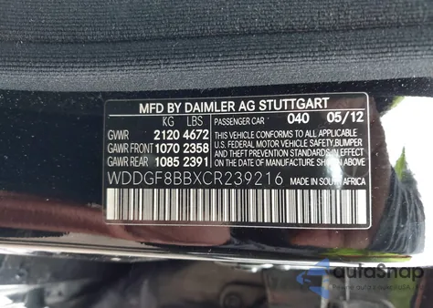 2012 Mercedes-Benz C 300 Sport 4Matic z USA, uszkodzony, nr VIN WDDGF8BBXCR239216